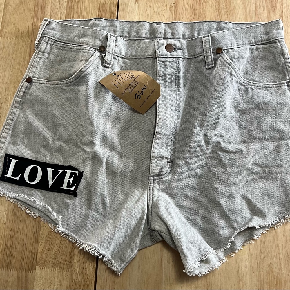 Wrangler Size 36 Reworked Mini Denim Frayed Shorts Retro Y2k Gray Patch Spring